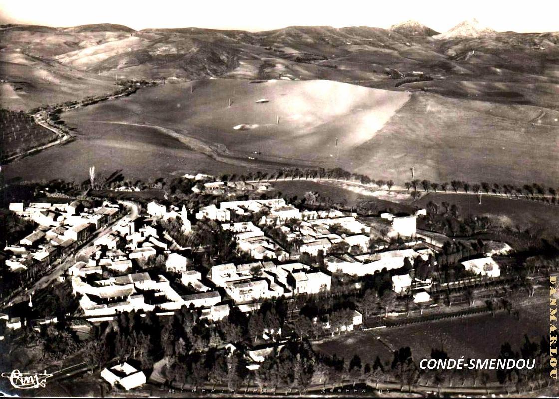 Conde-Smendou - Constantine - Vue aerienne - Col des Oliviers a gauche.jpg